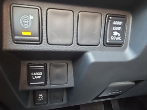 New 2026 Nissan Frontier SV image 14