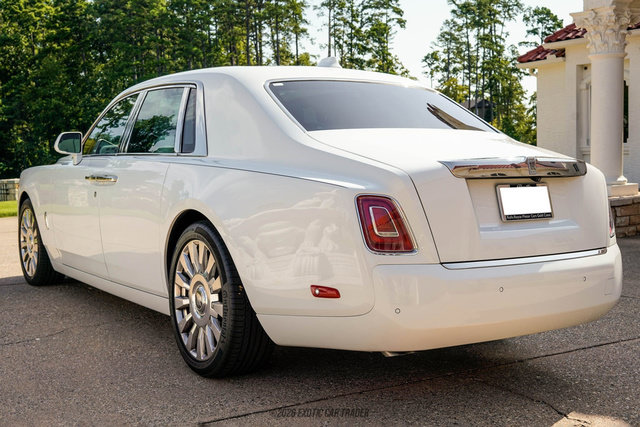 Used 2020 Rolls-Royce Phantom Sedan RWD image 6