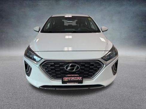 Used 2021 Hyundai Ioniq SEL FWD image 3