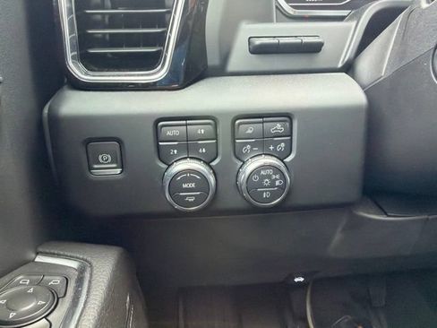 Used 2023 GMC Sierra 1500 Denali w/ Denali Reserve Package AWD/4WD image 9