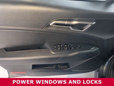 Used 2024 Kia Sportage LX image 19