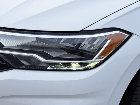 Used 2019 Volkswagen Jetta R-Line image 28