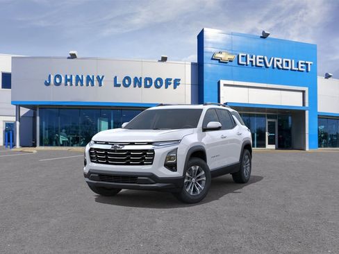 New 2026 Chevrolet Equinox LT w/ Convenience Package II FWD image 8