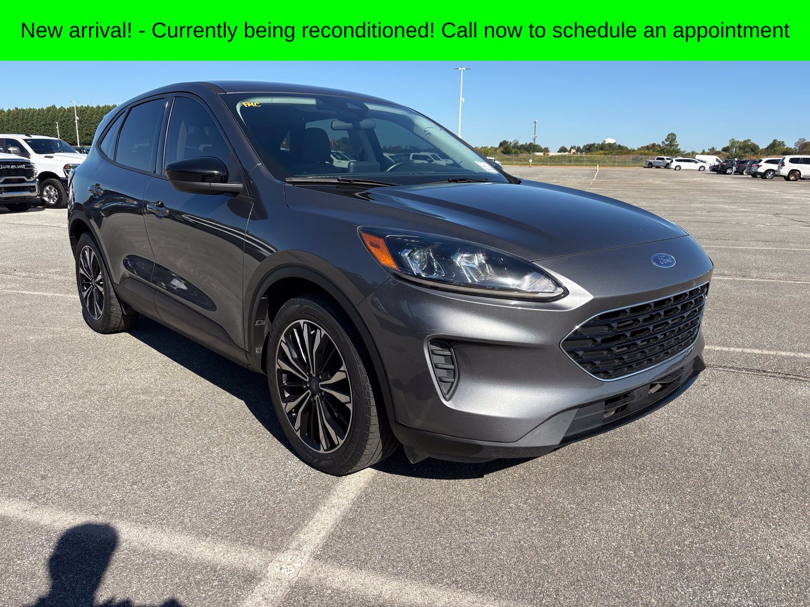 Used 2022 Ford Escape SE w/ SE Sport Appearance Package FWD 360° Tour