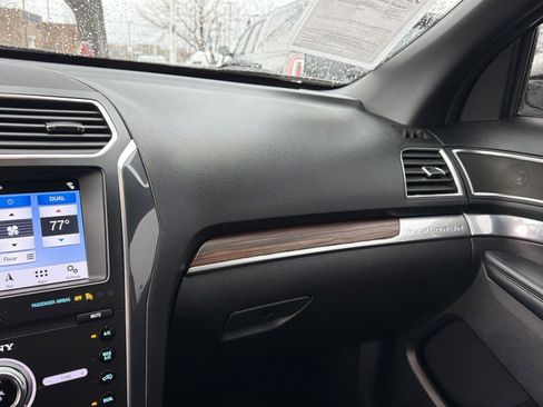 Used 2019 Ford Explorer Limited w/ Class III Trailer Tow Package image 21