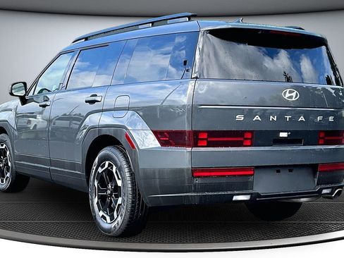 Used 2025 Hyundai Santa Fe SEL image 4