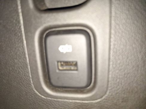 Certified 2024 Buick Enclave Premium image 31