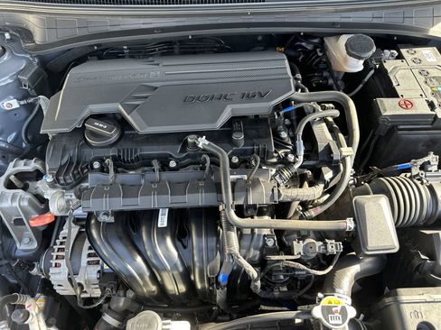 Used 2023 Hyundai Elantra SEL image 10