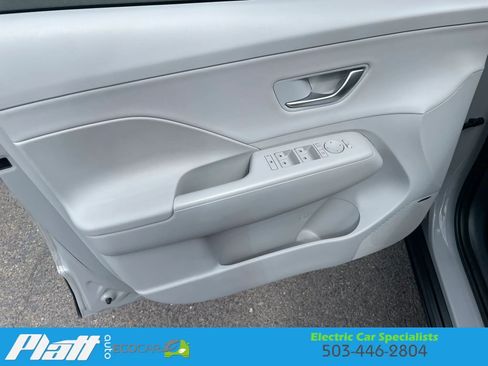 Used 2024 Hyundai Kona Limited FWD image 18