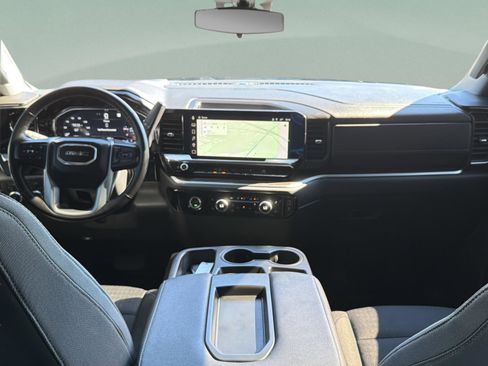 Used 2022 GMC Sierra 1500 Elevation image 33