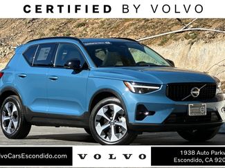 Certified 2023 Volvo XC40 B5 Plus video 1
