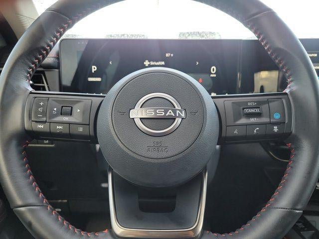 Used 2025 Nissan Kicks SR FWD image 19