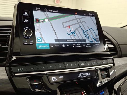 Used 2026 Honda Odyssey Elite image 14