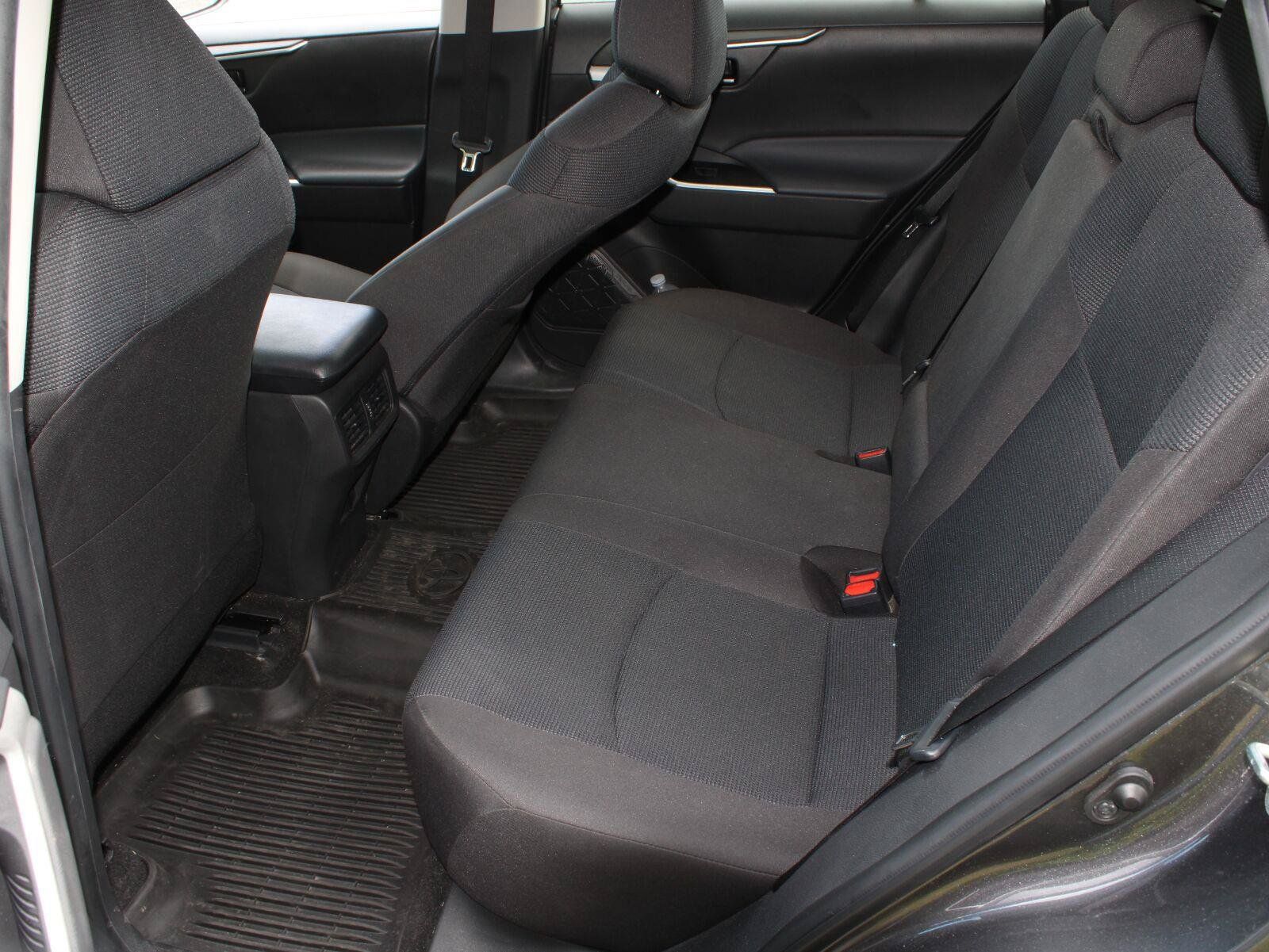 Used 2023 Toyota RAV4 LE AWD/4WD image 16