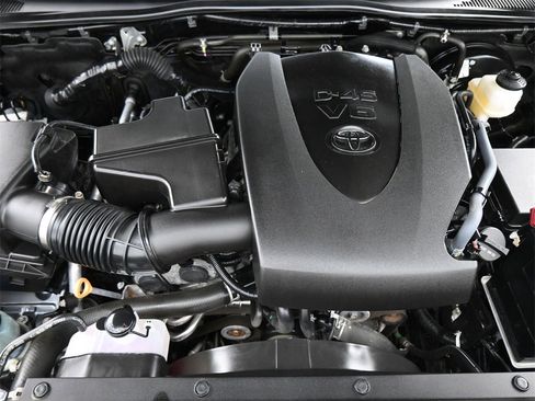 Used 2023 Toyota Tacoma SR image 19