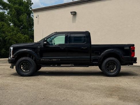 New 2026 Ford F250 Lariat w/ Black Appearance Package AWD/4WD image 2