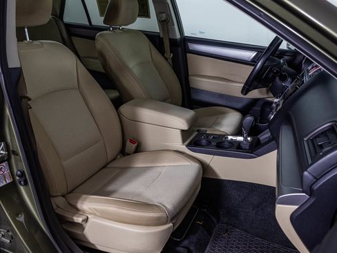 Used 2015 Subaru Outback 2.5i Premium w/ Popular Package #3 AWD/4WD image 48