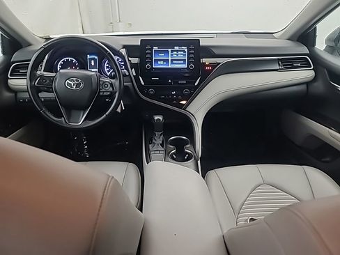 Used 2022 Toyota Camry SE FWD image 21