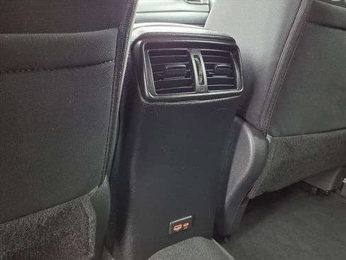 Used 2020 Nissan Rogue SV image 26