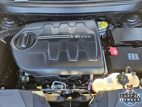 Used 2022 Jeep Cherokee Limited image 38