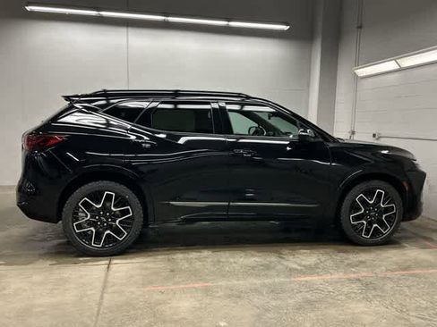 Used 2023 Chevrolet Blazer RS w/ Enhanced Convenience Package AWD/4WD image 3