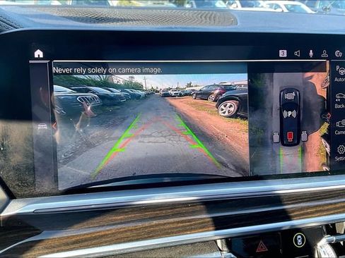 Used 2021 BMW X7 M50i w/ Executive Package AWD/4WD image 21