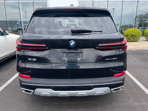 Used 2024 BMW X5 xDrive40i w/ Premium Package image 9