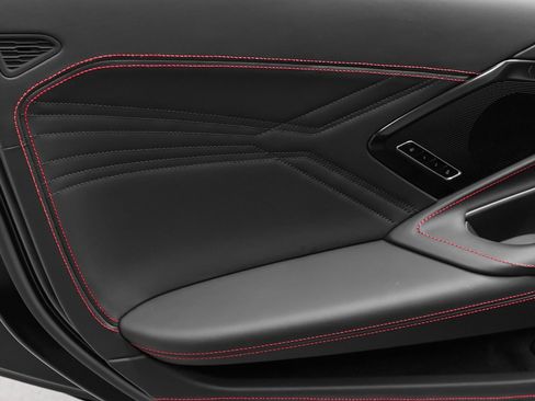 Used 2025 Chevrolet Corvette Z06 image 66