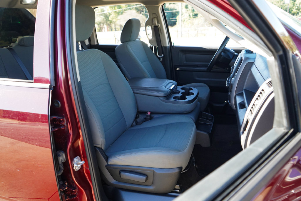 Used 2017 RAM 1500 Express AWD/4WD image 13
