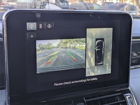 Used 2021 Lincoln Navigator Reserve image 24