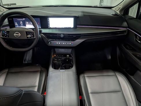 Used 2025 Nissan Murano SL AWD/4WD image 12