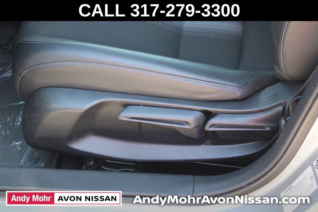Used 2025 Honda Civic Sport image 16
