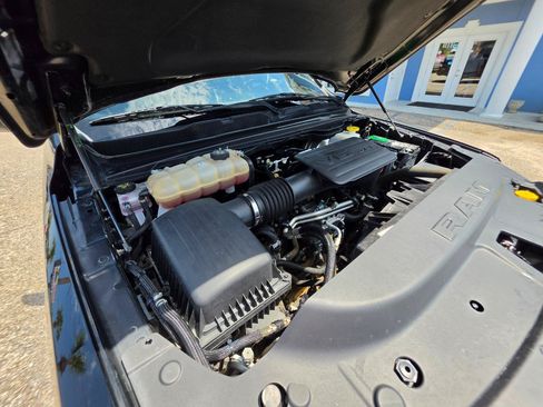 Used 2022 RAM 1500 Big Horn AWD/4WD image 33