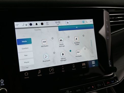 Used 2023 Jeep Wagoneer L Series III w/ Preferred Equipment Group image 19