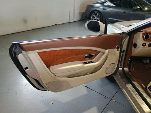 Used 2013 Bentley Continental GT AWD/4WD image 13