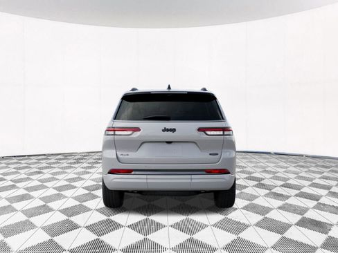 New 2026 Jeep Grand Cherokee L Summit AWD/4WD image 10