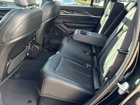 New 2025 Jeep Grand Cherokee Limited w/ Black Appearance Package image 26