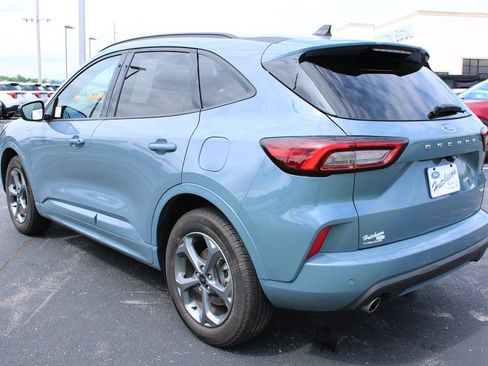 Used 2024 Ford Escape ST-Line w/ Tech Pack #1 AWD/4WD image 7