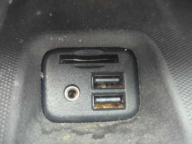 Used 2021 Buick Enclave Essence FWD image 36