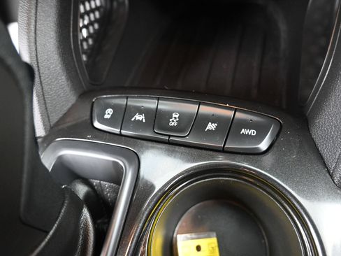 Used 2024 Chevrolet TrailBlazer LS w/ LS Convenience Package AWD/4WD image 39