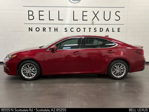 Used 2016 Lexus ES 350 w/ Luxury Package w/Wood Trim FWD image 4