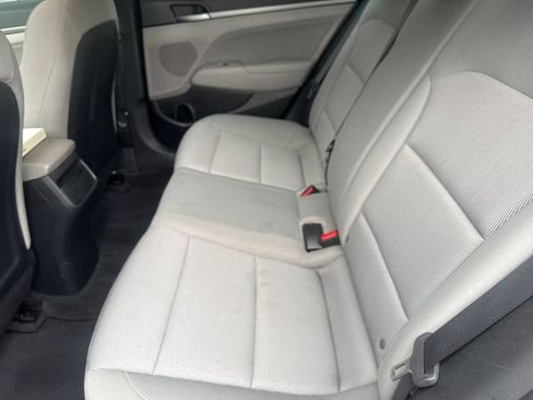 Used 2018 Hyundai Elantra Value Edition w/ Cargo Package FWD image 19