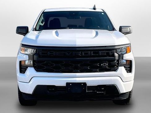 Used 2023 Chevrolet Silverado 1500 Custom AWD/4WD image 2