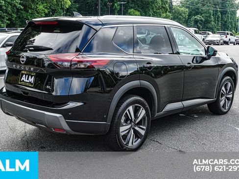 Used 2026 Nissan Rogue SL FWD image 6