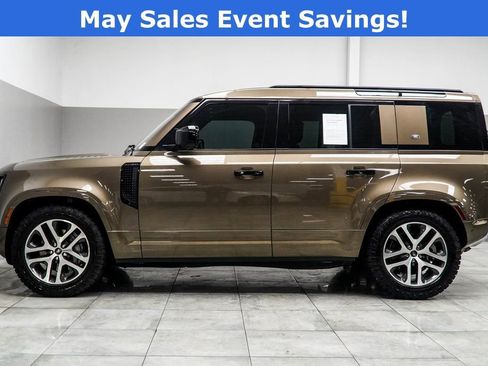 Used 2022 Land Rover Defender 110 XS Edition AWD/4WD image 9
