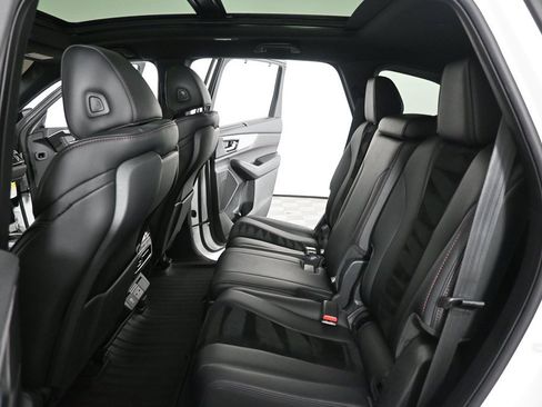 Used 2023 Acura MDX A-Spec image 18