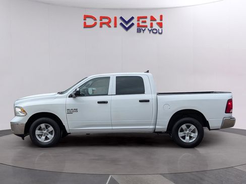 Used 2023 RAM 1500 Classic SLT w/ Trailer & Traction Group AWD/4WD image 3