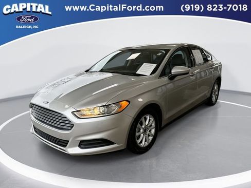 Used 2016 Ford Fusion S image 1