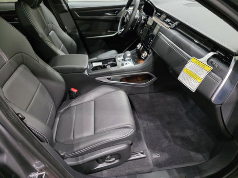 New 2026 Jaguar F-PACE R-Dynamic S image 23