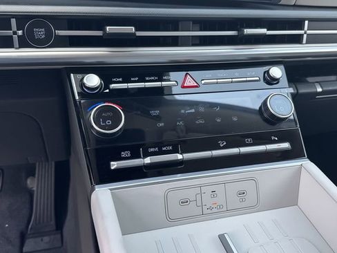 New 2026 Hyundai Santa Fe SE image 24